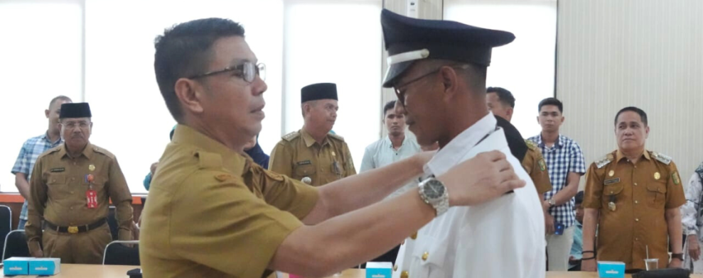 Pj. Sekda Lantik Tiga Penjabat Kepala Desa