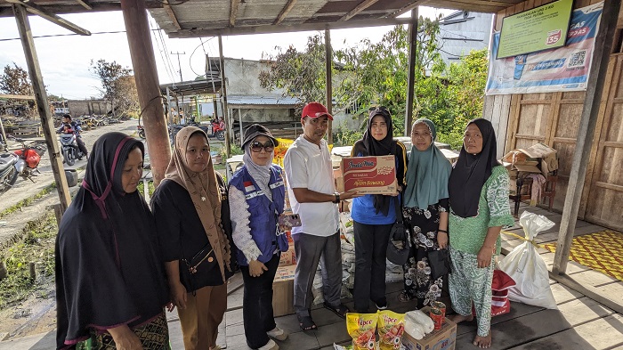 Pemkab Inhil Salurkan BantuanBagi Korban Kebakaran Desa Simpang Gaung
