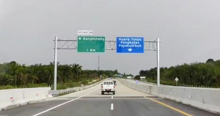 Cerita Sopir Truk, Pilih Lewat Tol Trans Sumatera Ketimbang Jalan Nasional