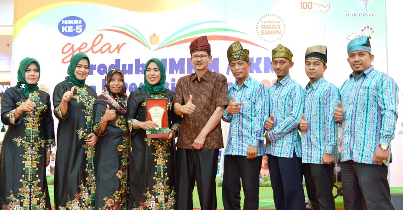 Bengkalis Raih Stand Terbaik Gelar Produk UMKM/IKM dan Investasi Daerah 2018 di Batam