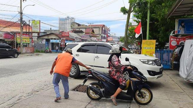Pastikan Penyesuaian Tarif Parkir Berjalan di Pekanbaru