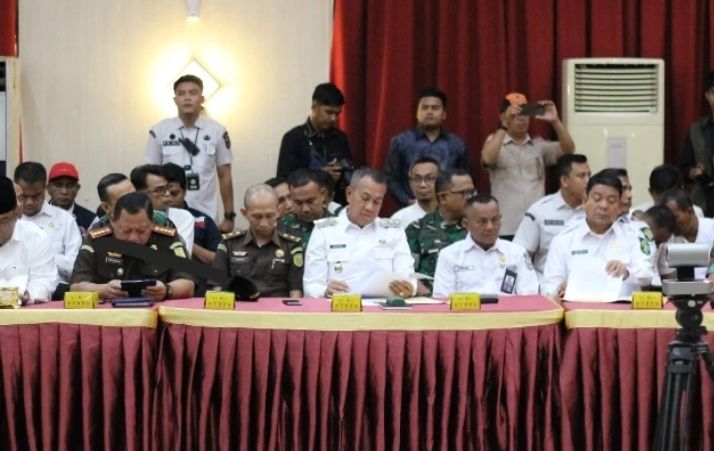 Dihadiri Tiga Menteri, Wakil Bupati Kepulauan Meranti Ikuti Rakor Pengendalian Karhutla Riau