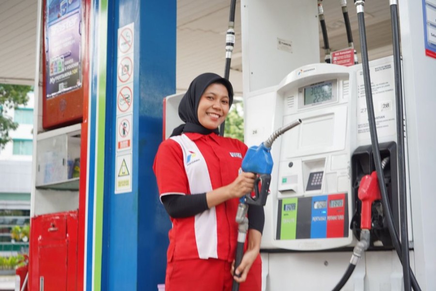 Jangan Coba-coba Timbun BBM! Plt Gubri Riau dan Personel Polda Siap Amankan SPBU