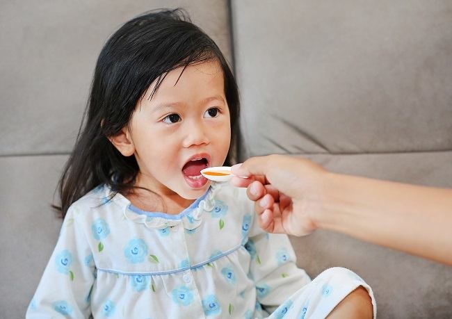 Memberi Anak Obat Puyer dengan Madu, Bolehkah?