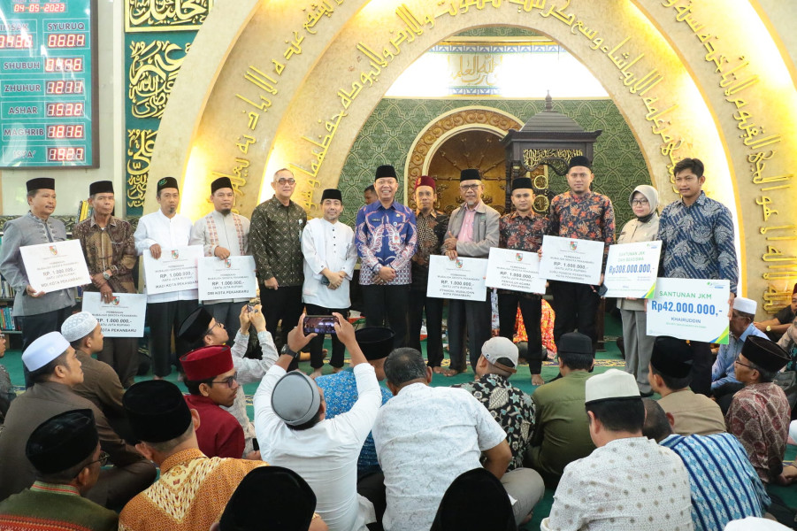 Pemko  Beri Insentif 1.500 Mubaligh dan Ulama se Pekanbaru, Segini Besarannya....