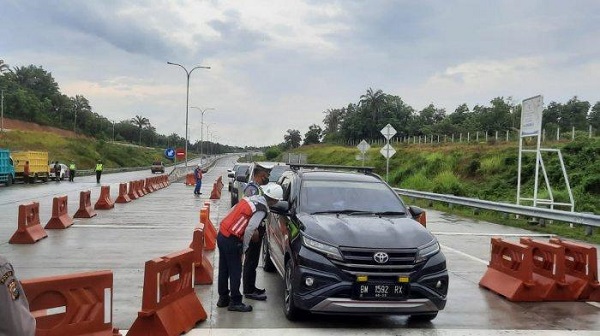 Ada Penyekatan di Pintu Tol Dumai, Wajib Bawa Surat Swap Antigen dan Sertifikat Vaksin