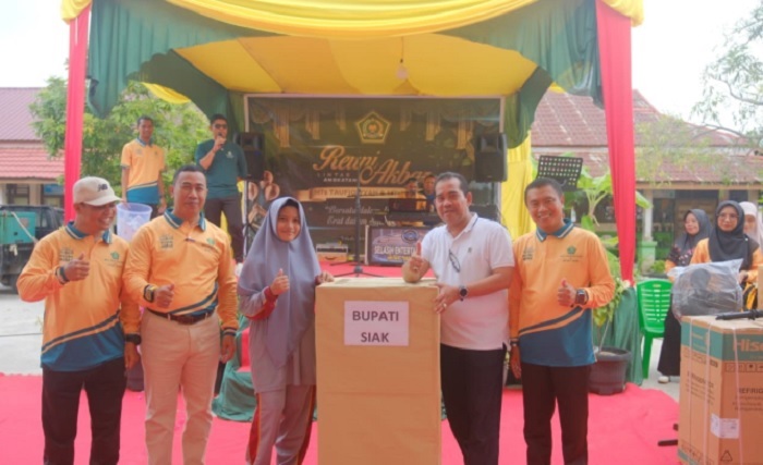 Reuni Akbar Alumni MTs Taufiqiyah dan MTs N 1 Siak Kenang Jejak Pendidikan Islam Masa Kesultanan Siak