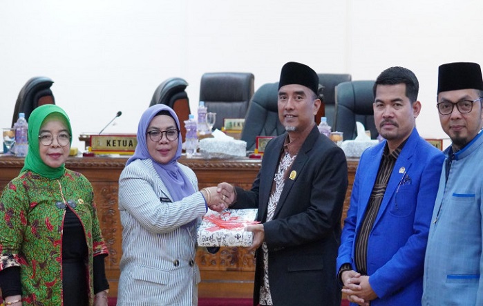 Pemkab Kampar Sampaikan Rancangan Perubahan KUA PPAS APBD  2025
