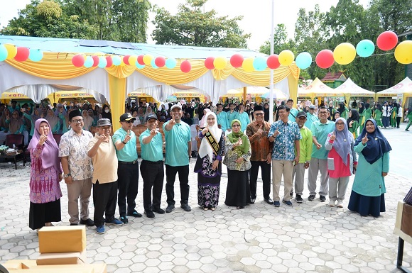 Harapan Ketua TP PKK Riau untuk MTsN 1: Terus Cetak Generasi Berakhlak dan Berprestasi