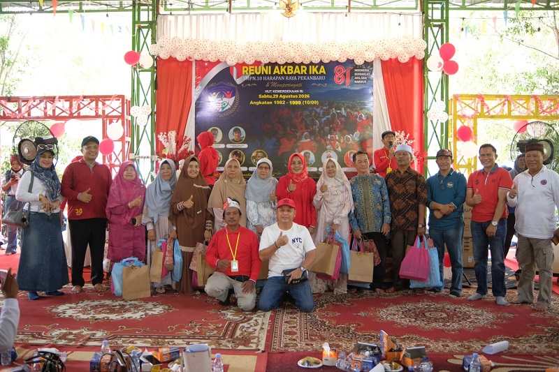 IKA SMPN 10/09 Harapan Raya Gelar  Reuni Akbar