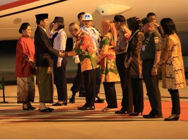 Tiba di Pekanbaru, Presiden Jokowi Dapat Pengawalan Ketat
