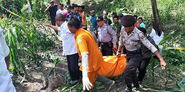Sadis! Wanita Cantik Tanpa Busana Ditemukan Tewas di Ladang Jagung, Ternyata Pemandu Lagu