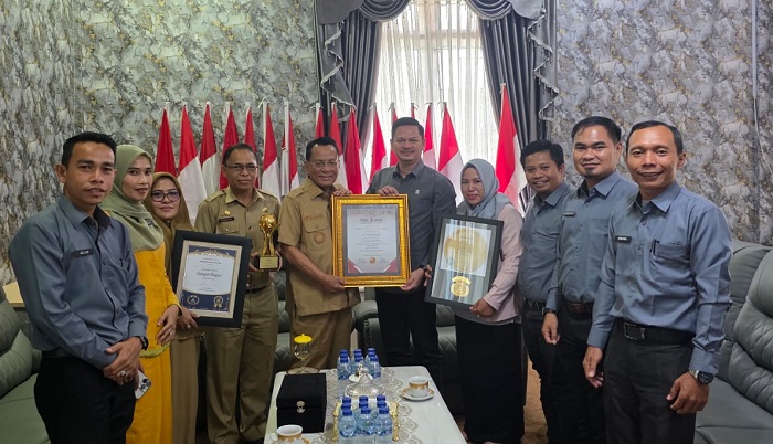 Sapu Bersih, Bank Rohil Raih Prediket Bintang 5