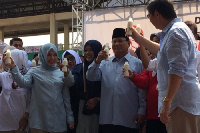 TERNYATA...Tak Suka Minum Susu, Prabowo: Saya Suka Minum Es, Makanya Saya Lebih Pendek