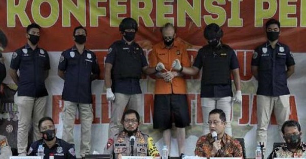 Tangkap Kakek Tua WNA Prancis di Taman Sari, Polisi Temukan Koleksi 305 Video Diduga  Aksi Cabulnya Bersama ABG