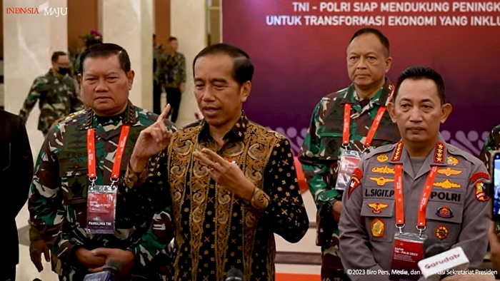 Hati-hati Karhutla! Jokowi Ingatkan Pangdam, Kapolda dan Danrem: Janjian Saya Tujuh Tahun Lalu Masih Berlaku