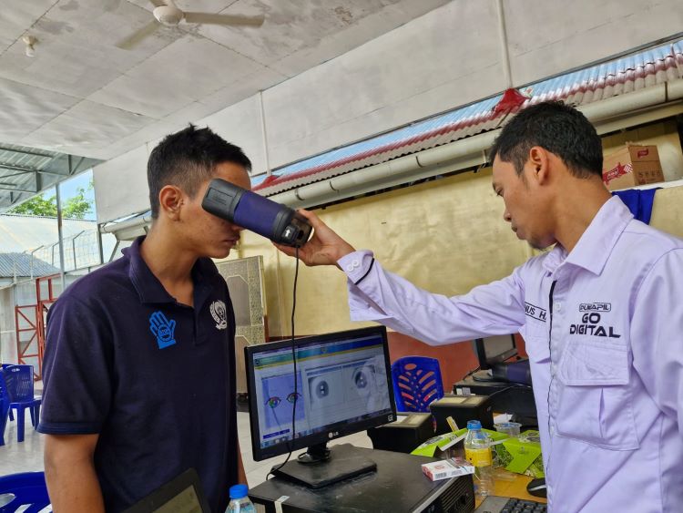 Disdukcapil Kuansing Scan Iris Mata 201 orang warga Binaan Lapas Kelas IIB Teluk Kuantan