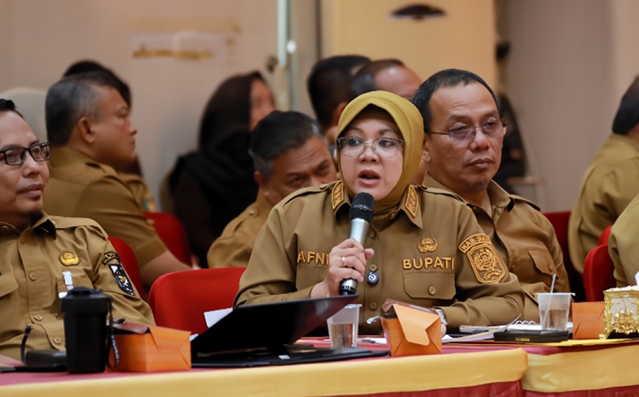 Hadiri Musrenbang Provinsi, Bupati Siak Keluhkan Kerusakan Jalan Tualang-Koto Gasib
