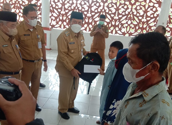 Hadapi Lebaran di Rohul, 250 Paket Sembako Dibagikan