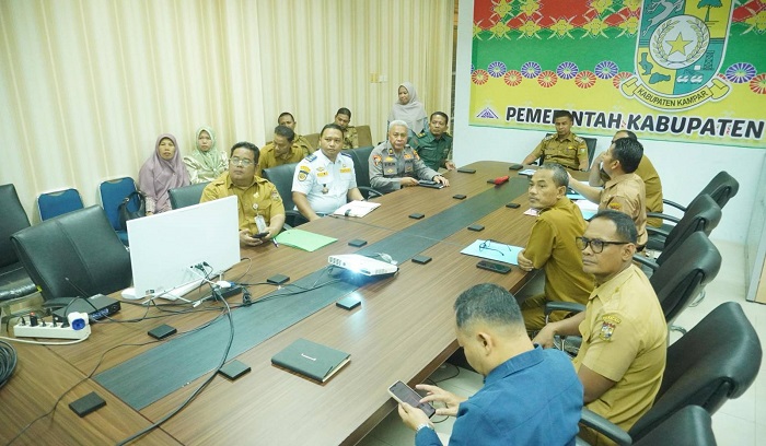 Bupati Kampar Minta TPID Terus Pantau Ketersedian dan Harga Sembako Yang Stabil Jelang Iedul Fitri 1446 H