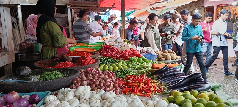 Harga Cabai Merah di Pekanbaru Melonjak Mendekati Rp90.000 Per Kilogram