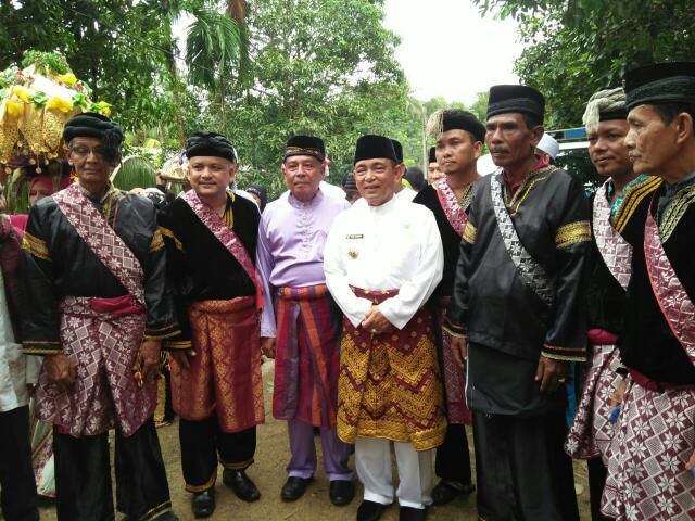 Bupati HM Harris Hadiri Perayaan 9 Syawal 1438 H di XIII Koto Kampar
