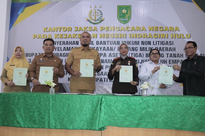 Kejari Inhu Serahkan Aset Senilai Rp3,67 Miliar Pada Pemkab Inhu