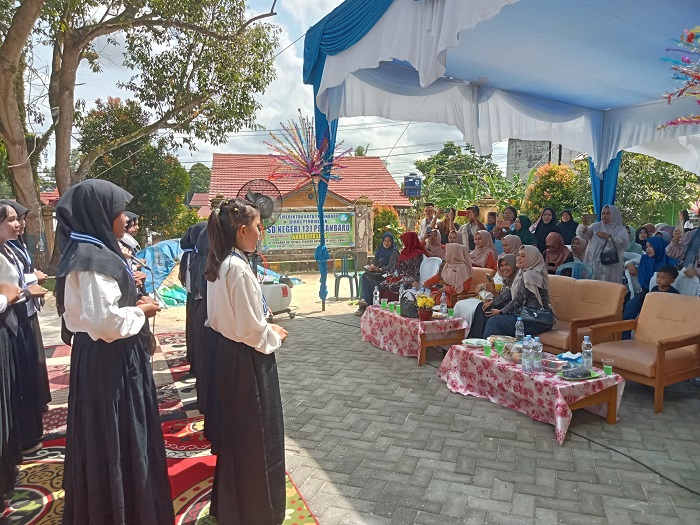Perpisahan dan Pelepasan Murid Kelas VI SDN 131 Pekanbaru Di Lepas Dengan Haru