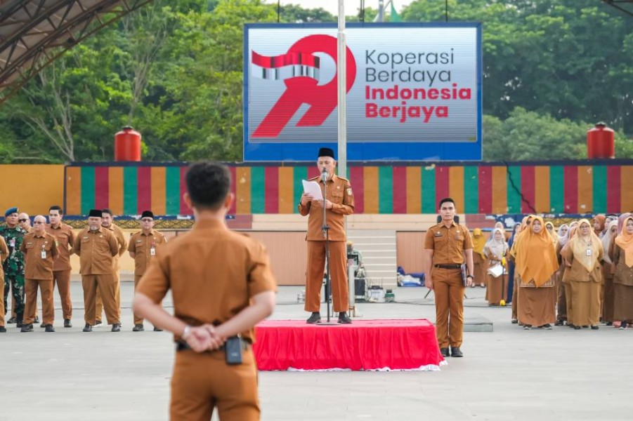 Koperasi Berdaya, Indonesia Berjaya  Wako H. Paisal Pimpin Upacara HUT Koperasi ke-79 di TBG