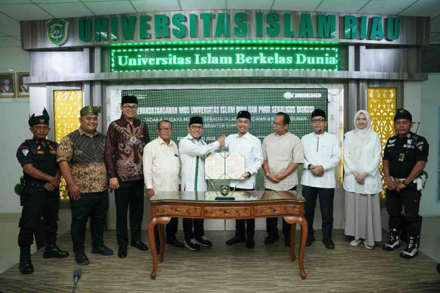 UIR dan PMRI Teken MoU, Dorong Program “Seribu Doktor” Tingkatkan SDM Riau