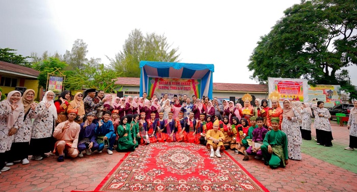 Kasmarni Ajak Alumni Bersama Membesarkan SMAN 2 Mandau