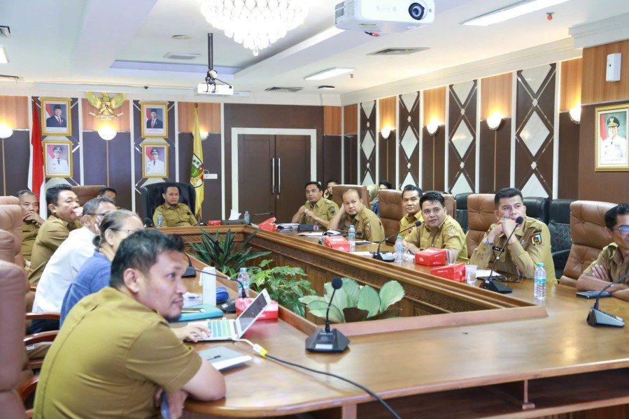 Pemko Pekanbaru Bahas Penghapusan Retribusi dan Pajak Parkir di Ritel Modern