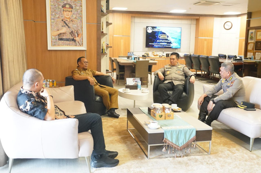 Pj Gubri Berkunjung ke Polda Riau, Ini Tujuannya