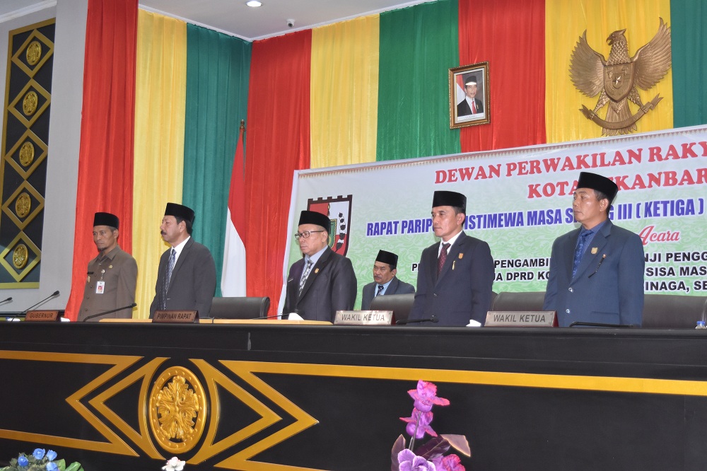 SELAMAT... Jhon Romi Sinaga Dilantik Sebagai  Wakil Ketua DPRD Pekanbaru