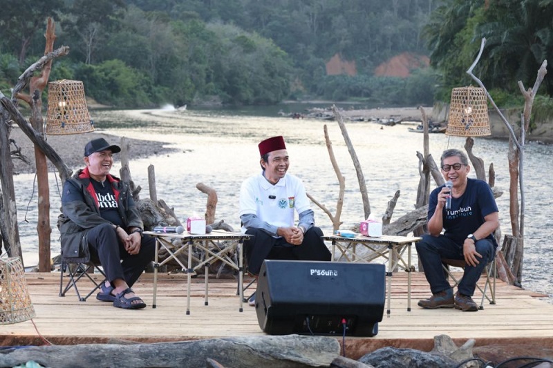 DALAM BANGET! UAS: Kalau Kita Yakin Pohon-pohon Bertasbih pada Allah, Kita Tak Berani Menebang Sembarangan