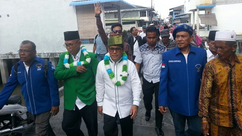Kampanye di Kampung Halaman, Rusli Effendi Disambut Ribuan Warga Pasir Limau Kapas