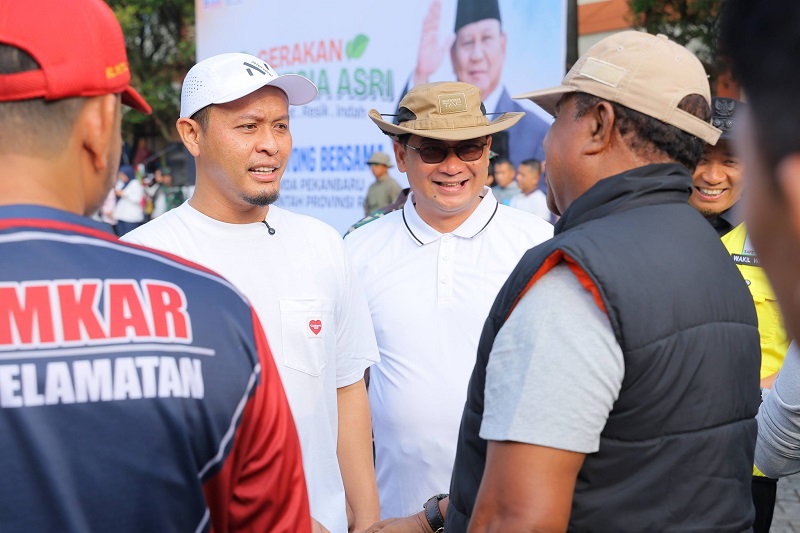 Agung Minta Dukungan Pemprov Riau untuk  Penyediaan Mobil Pemadam Gedung Tinggi