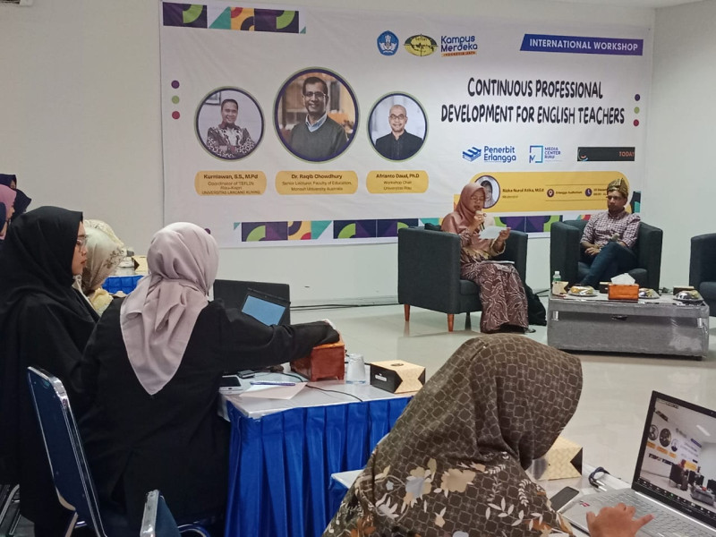 Tingkatkan Kompetensi Guru Bahasa Inggris, Teflin Riau-Kepri Datangkan Narsum dari Australia