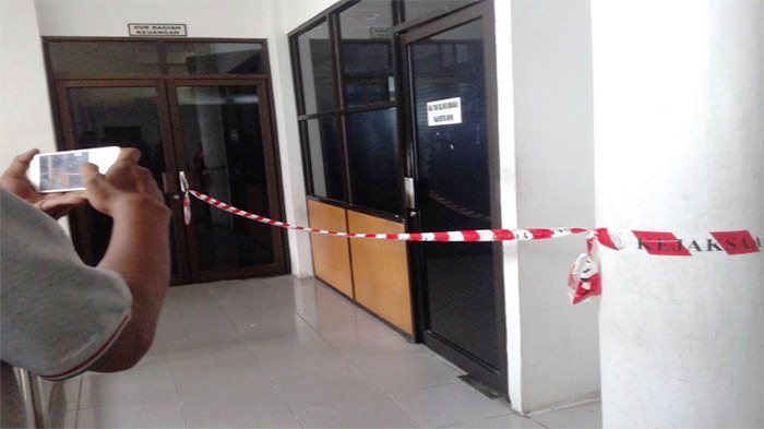 Kejaksaan Tinggi Geledah Kantor Bappenda Riau, Diduga...