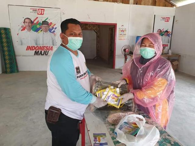 Pemdes Mahato-Rohul Semprot Disinfektan ke Pemukiman Warga dan Siapkan 20 APD