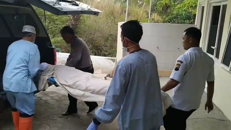 Siswa SD Tewas Gantung Diri dan Tinggalkan Pesan 'Yo wes nek pancen Bokde rak kenal aku tak ngendat alias MATI nang buri omah'