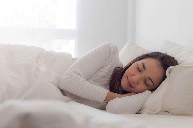 Pilihan Posisi Tidur yang Baik untuk Pernapasan