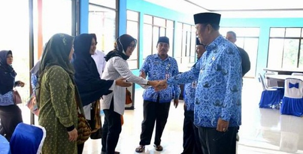 Seriusi Kejar Adipura Pertama, Bupati Kampar Langsung Dampingi Tim KLH Keliling Bangkinang