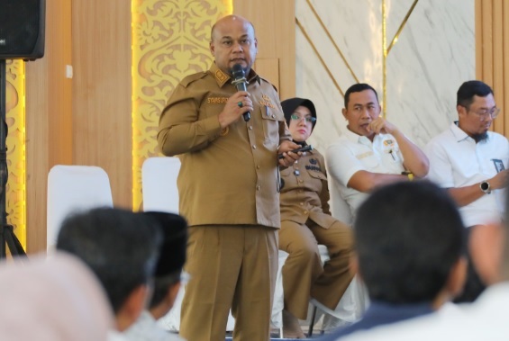 Wabup Siak Tekankan Kerja Maksimal dan Kejar PAD demi  Rakyat