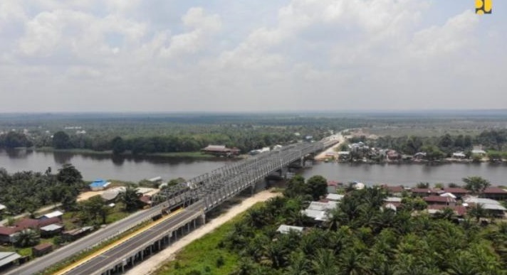 Jembatan Baru Senilai Hampir 100 Miliar Selesai Dibangun di Jalan Lintas Timur Pangkalan Kerinci-Sorek