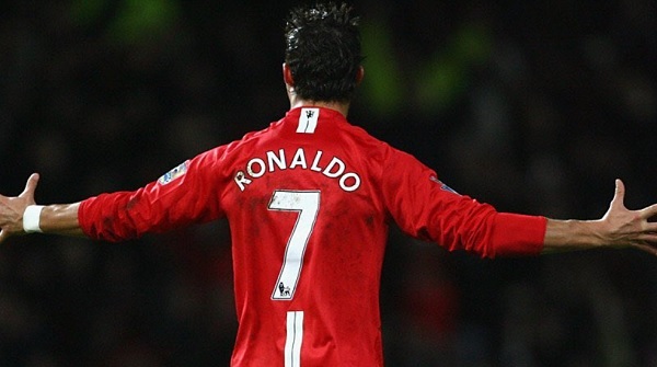 Man City Mundur, CR7 Justru Merapat ke Manchester  United