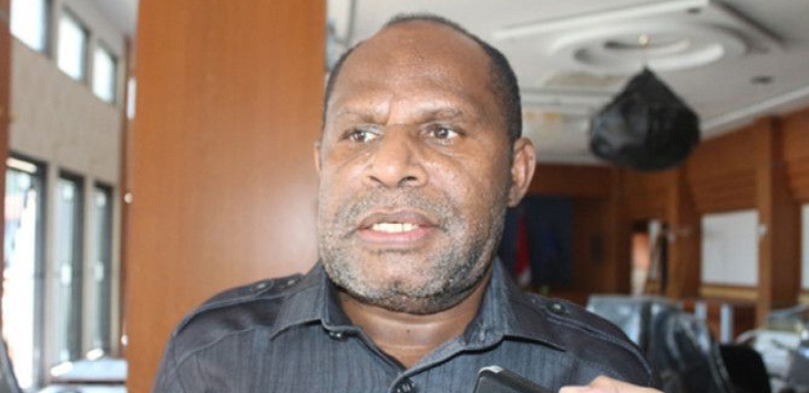 Dikira Mau OTT, Ketua DPR Papua: Ini Sejarah, Pertama Kali Orang KPK Kami Bawa ke Polisi