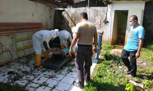 Warga Bandar Lampung Ditemukan Tewas Tergantung di Belakang Pos Polisi Rohil