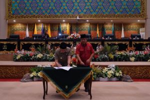Sah, DPRD Setujui Retribusi Daerah Menjadi Perda
