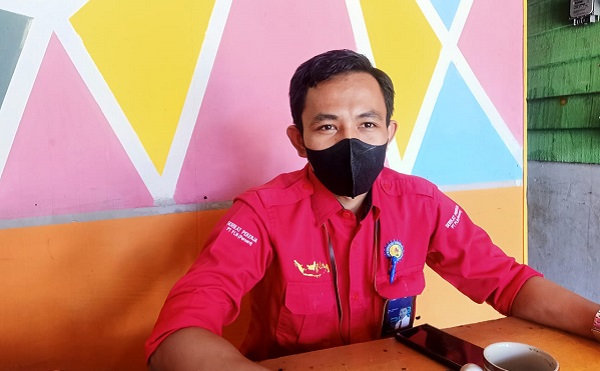 Menjelang Puasa, PLN Kebut  Pemasangan Tiang Listrik Pasir Pengaraian- Sei Kuning Rohul